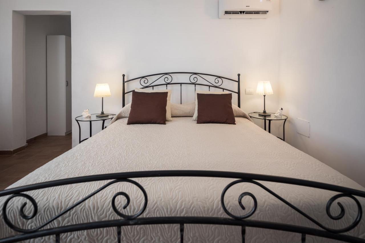 La Crociata Bed & Breakfast Sarzana Exterior photo